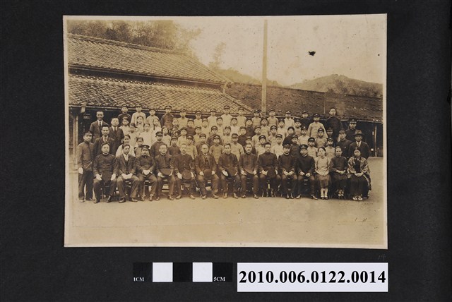 學校師生畢業照 (共1張)