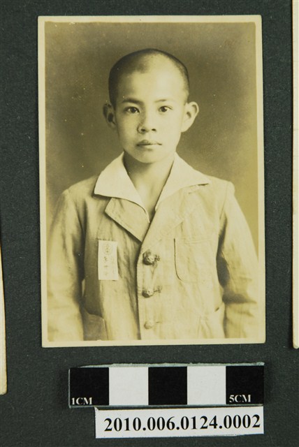 李世隆獨照 (共1張)