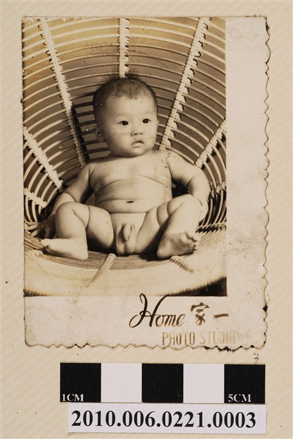 男童獨照 (共1張)