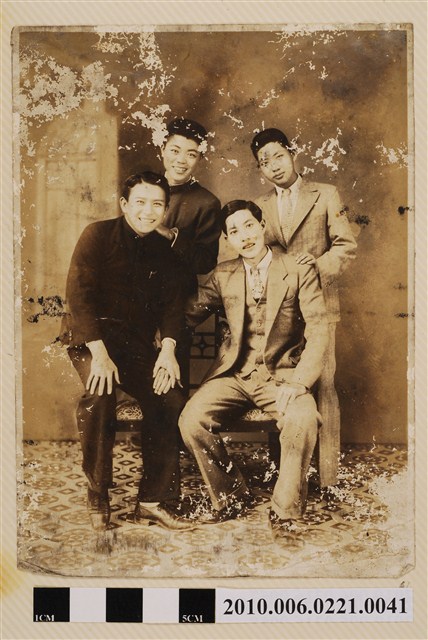 四人合照 (共1張)