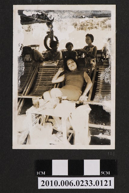 女子獨照 (共1張)