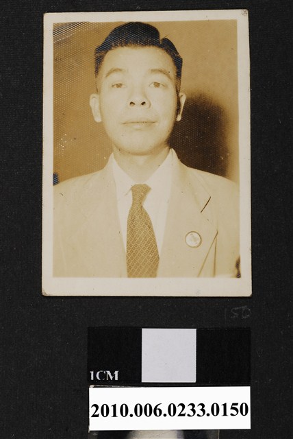 男子獨照 (共1張)