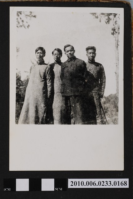 四人合照 (共1張)