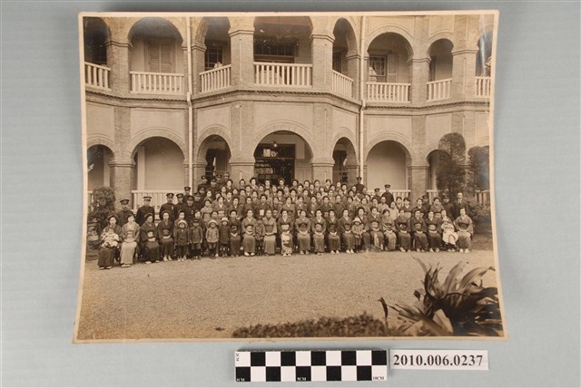 日治時期臺南市役所婦女社團留影合照 (共3張)