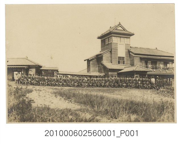 軍隊集體合照 (共1張)