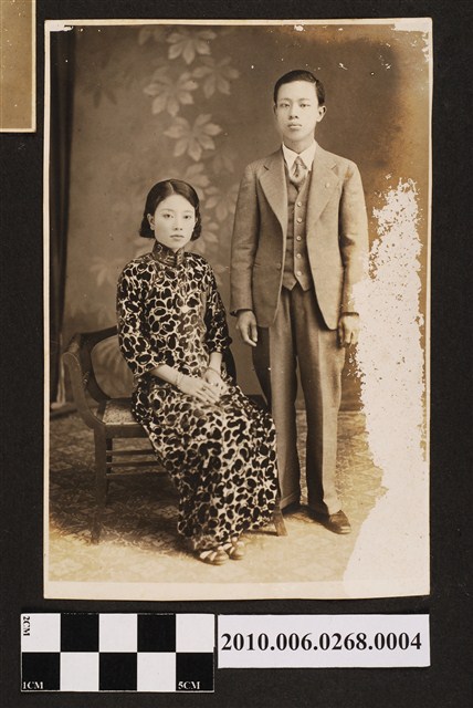 男女合照 (共1張)