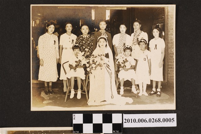 新娘與親友合照 (共1張)