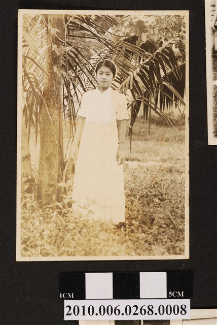 女子獨照 (共1張)