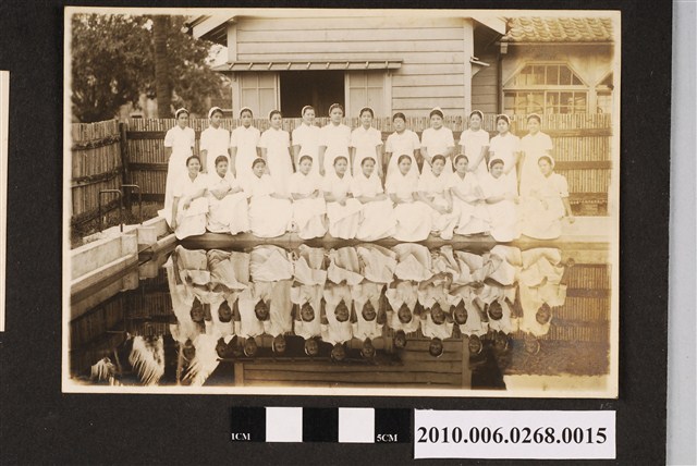 團體合照 (共1張)