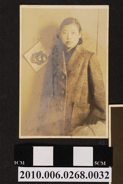 女子獨照 (共1張)