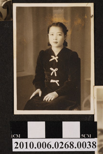 女子獨照 (共1張)