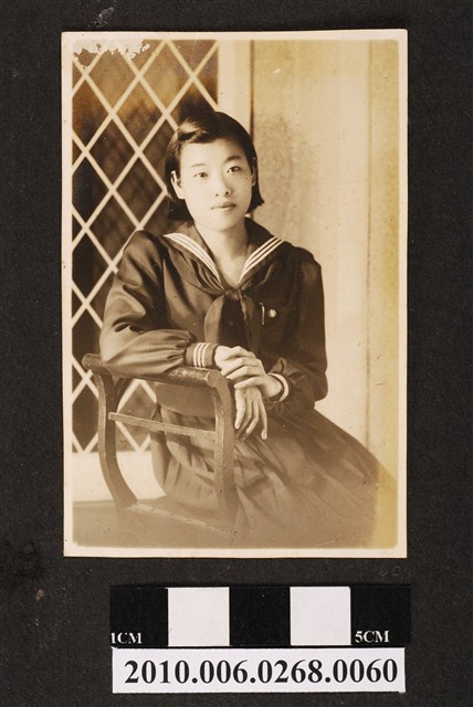 女子獨照 (共1張)