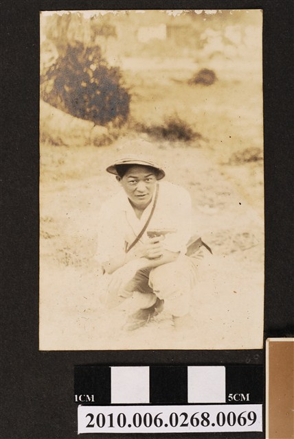 男子獨照 (共1張)