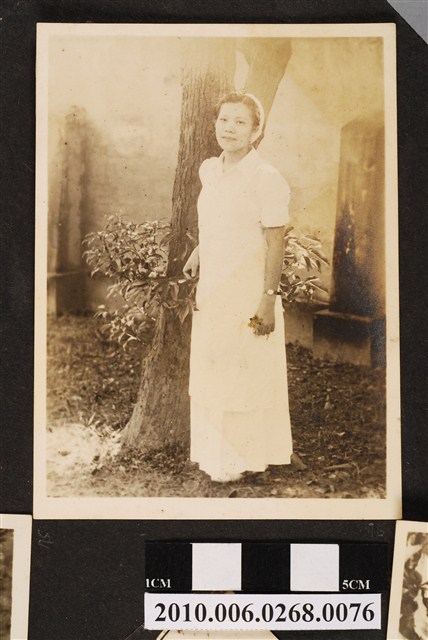 女子獨照 (共1張)