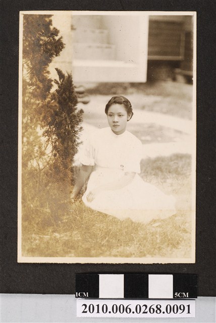 女子獨照 (共1張)