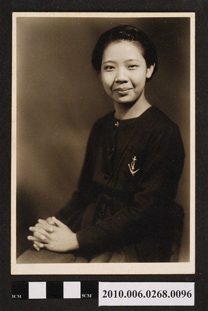 女子獨照 (共1張)