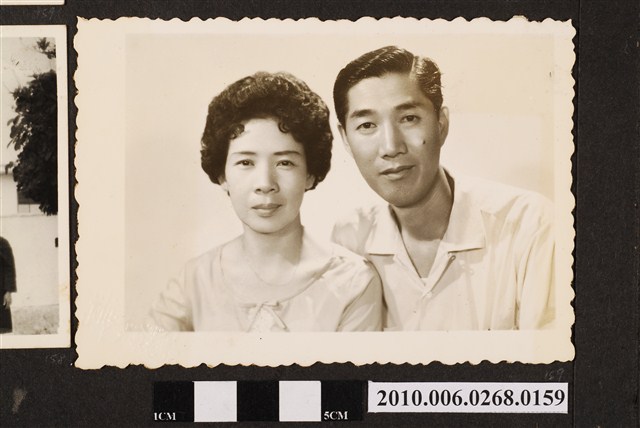 男女合照 (共1張)