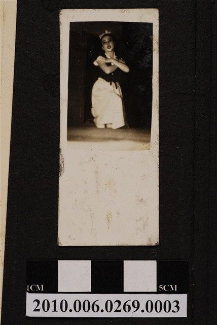 女子獨照 (共1張)