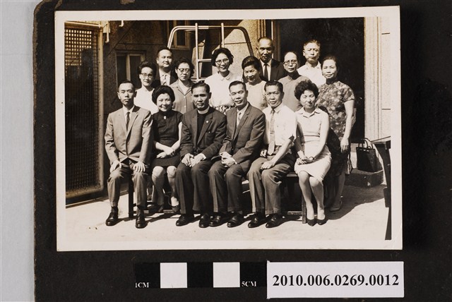 團體合照 (共1張)