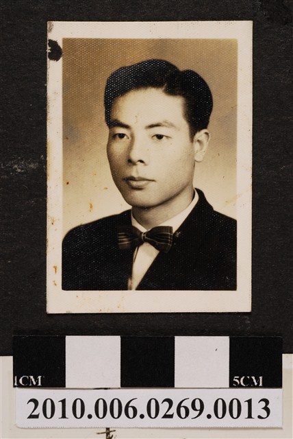 男子獨照 (共1張)