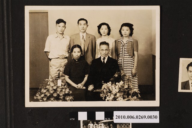 六人合照 (共1張)