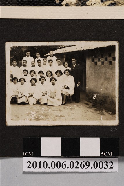 團體合照 (共1張)