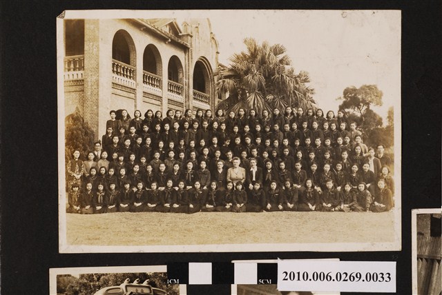 團體合照 (共1張)