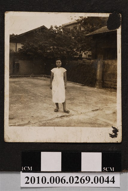 女子獨照 (共1張)