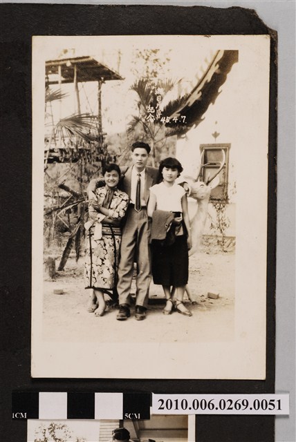 三人日月潭合照 (共1張)