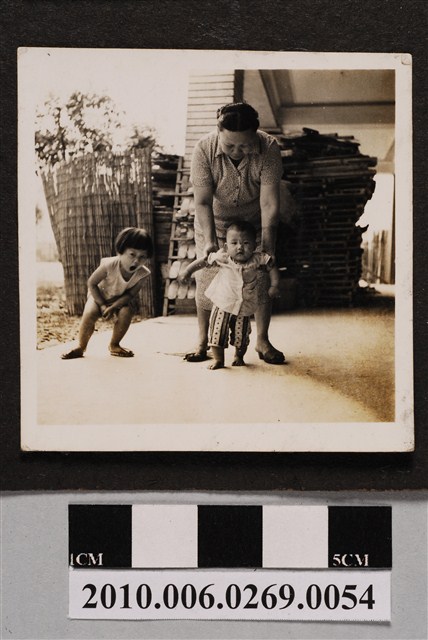 三人合照 (共1張)