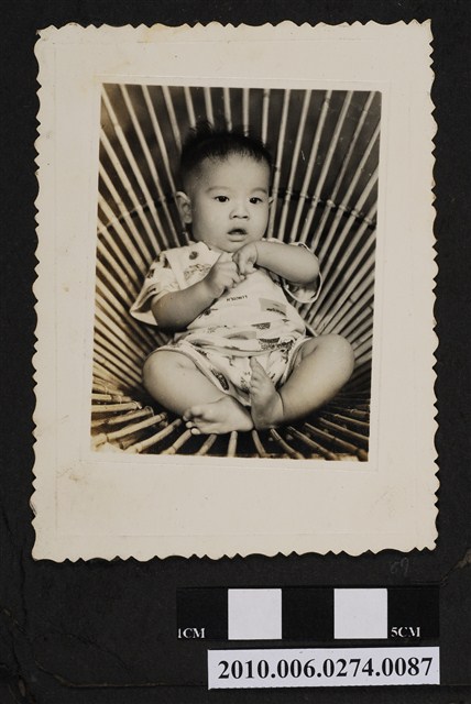 短髮兒童獨照 (共1張)