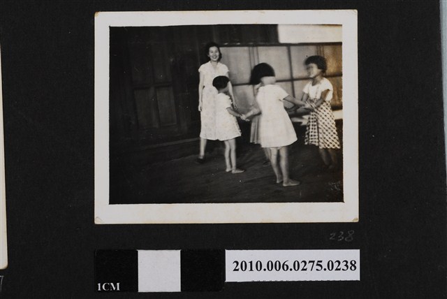 學童活動照 (共2張)
