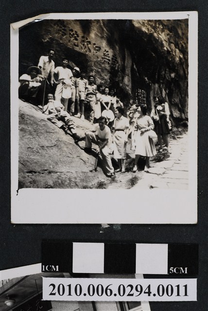 團體於獅山古道合照 (共1張)