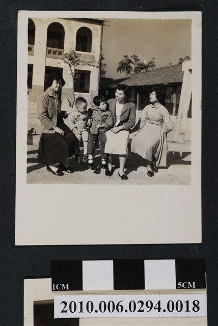 五人合照 (共1張)