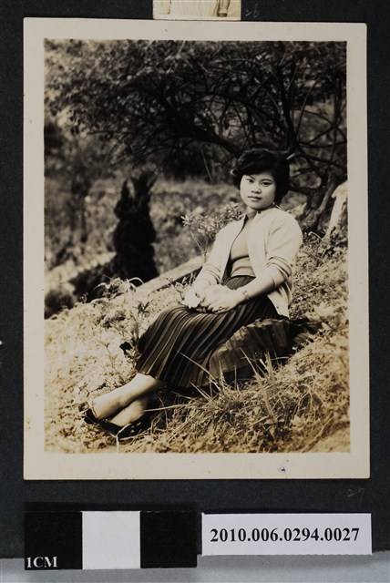 女子獨照 (共1張)