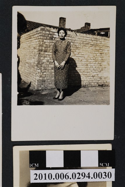 女子獨照 (共1張)