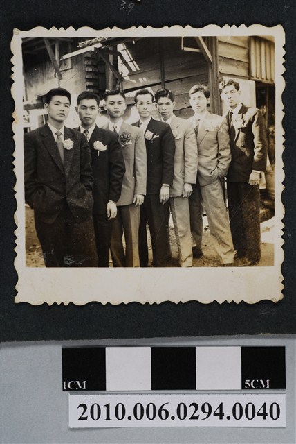 七人合照 (共1張)