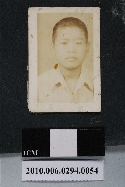 男子獨照 (共1張)