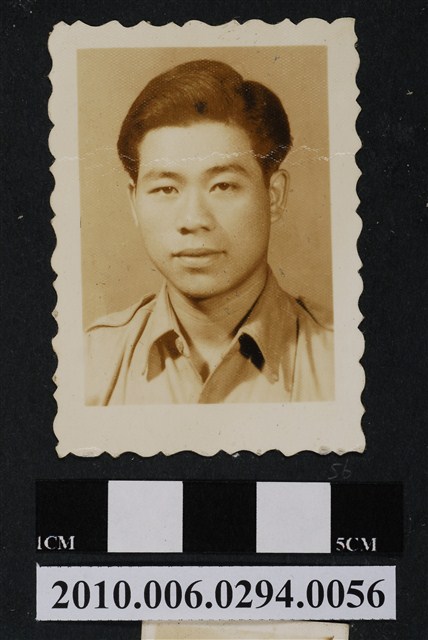 男子獨照 (共1張)