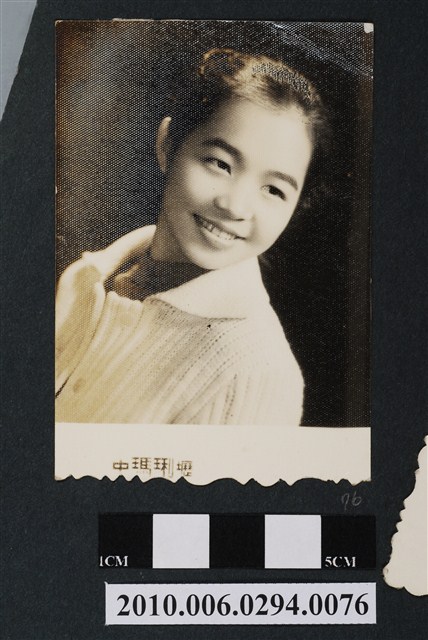 女子獨照 (共1張)