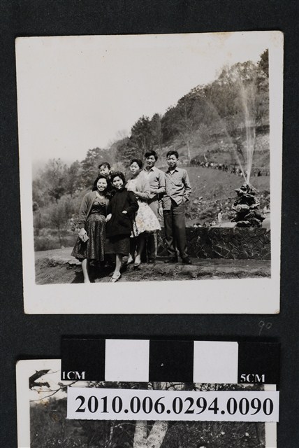 六人合照 (共1張)