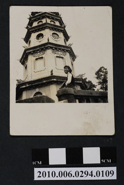 女子獨照 (共1張)