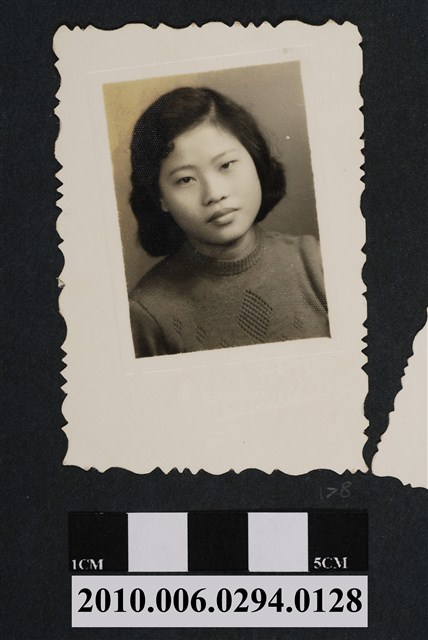 女子獨照 (共1張)