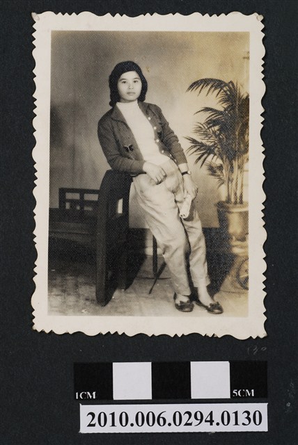 女子獨照 (共1張)