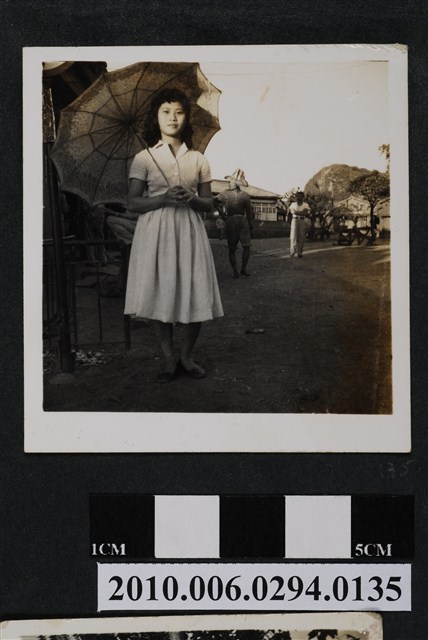 女子獨照 (共1張)