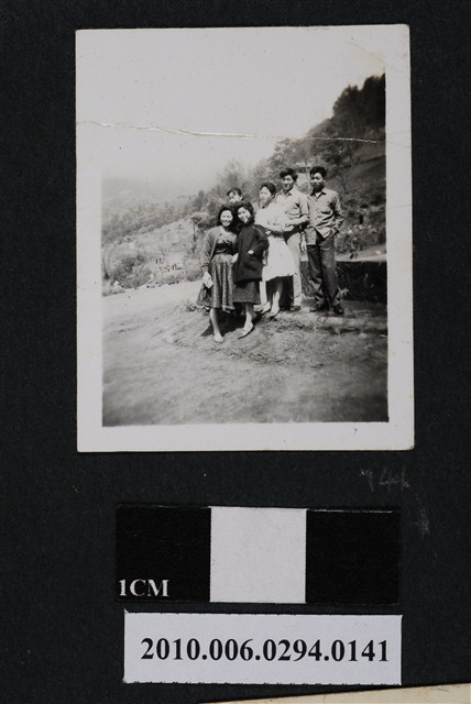 六人合照 (共1張)