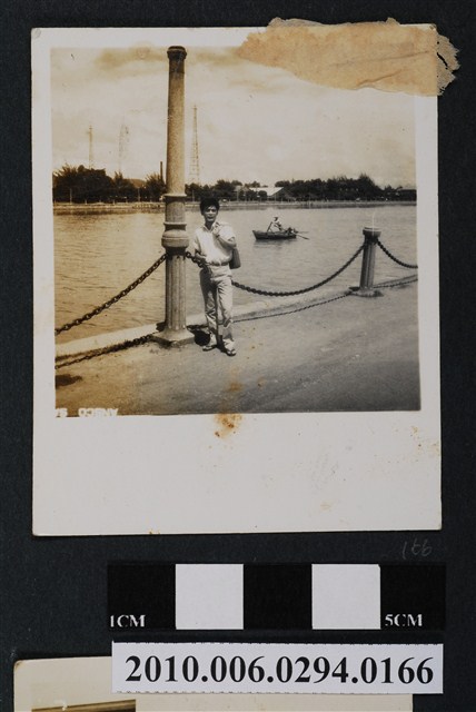 男子獨照 (共1張)