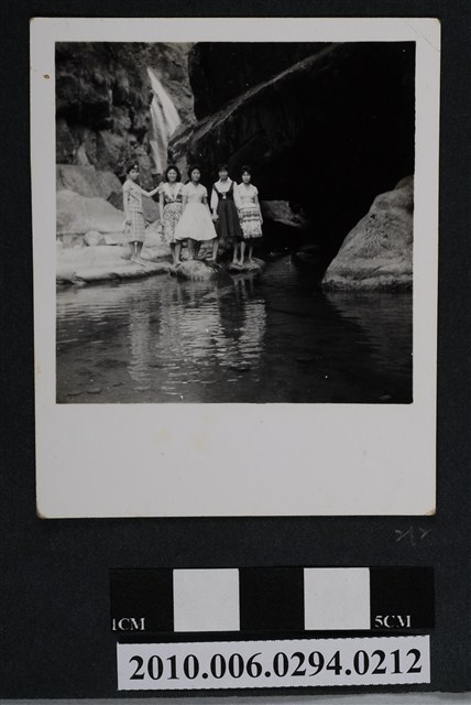 五人合照 (共1張)