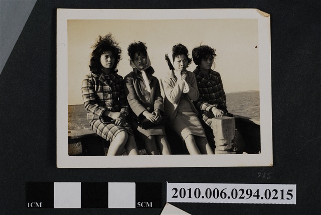 四人合照 (共1張)