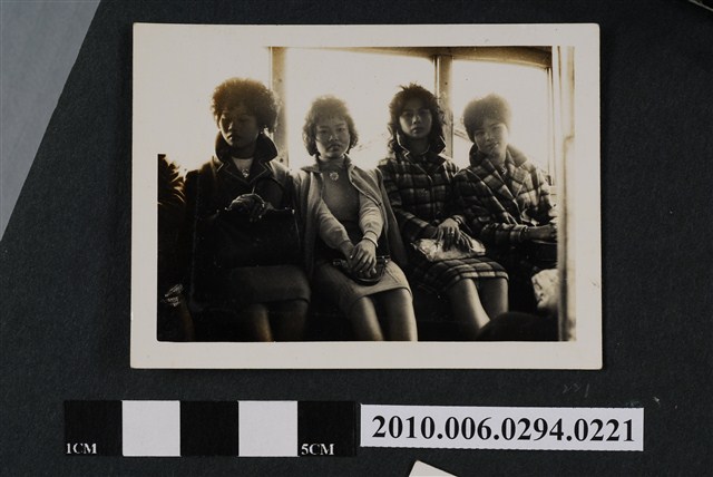 四人合照 (共1張)